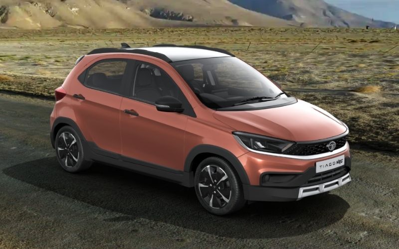 Red with Black Roof (Supernova Copper DT)